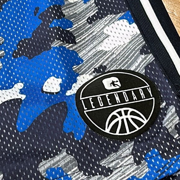 And1 blue camo basketball jersey.  Men’s Small. Excellent condition. - Picture 2 of 10